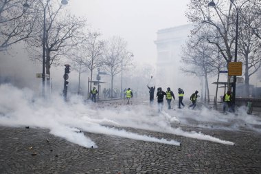Paris'te Sarı Yelekler Protesto, Fransa