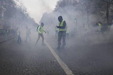 Paris'te Sarı Yelekler Protesto, Fransa