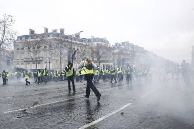 Paris'te Sarı Yelekler Protesto, Fransa