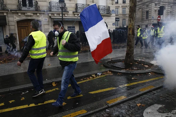 Protesto Coletes Amarelos em Paris, França — Fotografia de Stock