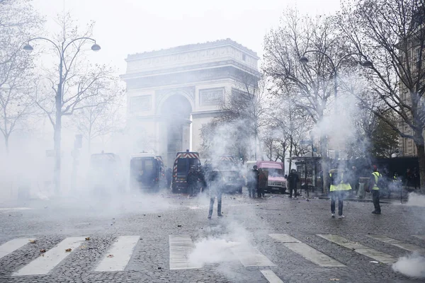 Yellow Vests Protest in Paris, France — Stock Photo, Image