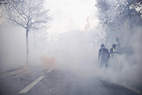 Protesta de chalecos amarillos en París, Francia — Foto de Stock