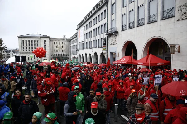 Protesta contra la reforma de las pensiones del gobierno. Bruselas, Bélgica — Foto de Stock