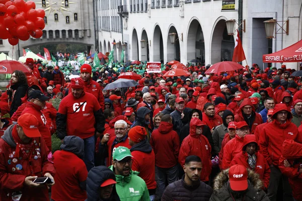 Protesta contra la reforma de las pensiones del gobierno. Bruselas, Bélgica — Foto de Stock
