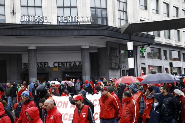 Protesta contra la reforma de las pensiones del gobierno. Bruselas, Bélgica — Foto de Stock