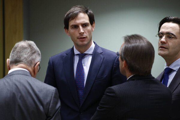 Встреча министров финансов Еврогруппы в Европейском совете в Б
