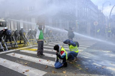 Brüksel'de Sarı Yelekler Protestosu