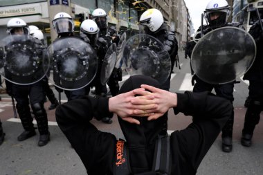 Brüksel'de Sarı Yelekler Protestosu