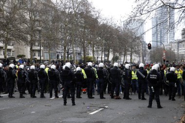 Brüksel'de Sarı Yelekler Protestosu