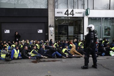 Brüksel'de Sarı Yelekler Protestosu