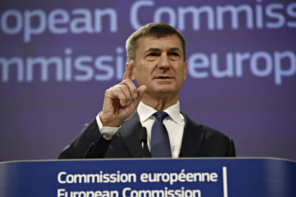 Conferencia de prensa de Andrus Ansip, Vicepresidente de la Unión Europea — Foto de Stock