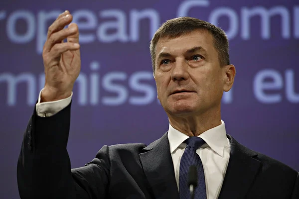 Conferencia de prensa de Andrus Ansip, Vicepresidente de la Unión Europea — Foto de Stock