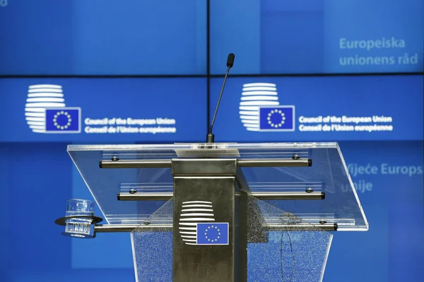 EU-Handelskommissarin cecilia malmstrom gibt eine Pressekonferenz — Stockfoto