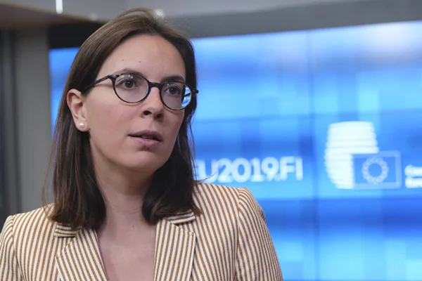 Stockfotos Amelie De Montchalin Bilder Stockfotografie Amelie De Montchalin Lizenzfreie Fotos Depositphotos