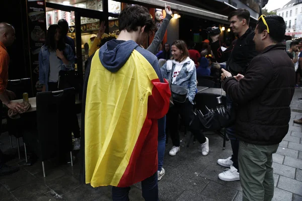 Belçika futbol takımı taraftarları Brüksel, Belçika maç izlemek