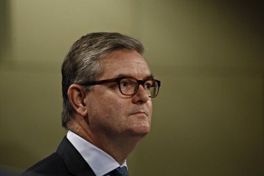 AB Komisyon Üyeleri Avramopulos ve Kral basın toplantısı düzenledi