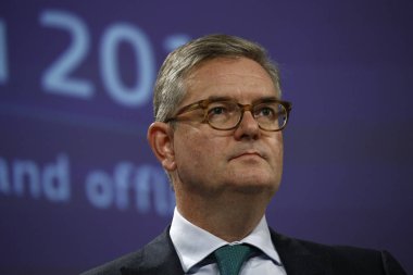 Avrupa Komisyonu Üyeleri ter karşı bir basın toplantısı düzenledi