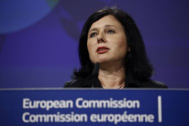 Avrupa Komisyonu Üyeleri ter karşı bir basın toplantısı düzenledi