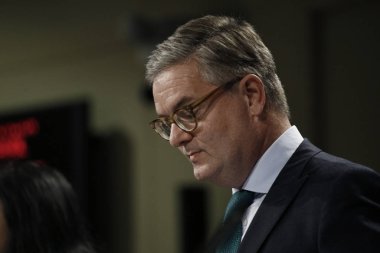 Avrupa Komisyonu Üyeleri ter karşı bir basın toplantısı düzenledi