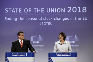 Avrupa Birliği Komisyon Üyeleri'nin mevsimsel saat değişiklikleri yle ilgili basın açıklaması, B
