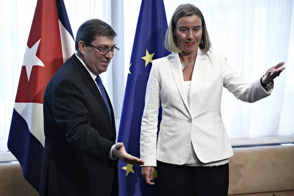 Mogherini se reúne con el canciller cubano, Bruselas —  Fotos de Stock