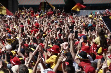 Belçika futbol takımı taraftarları, Belçika'yı kutladı