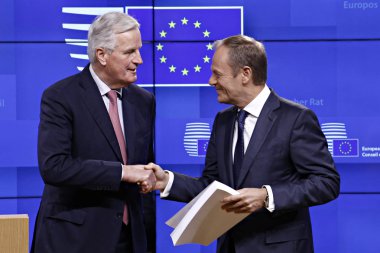 Avrupa Birliği'nde Brexit geri çekilme anlaşması taslağı teslim 