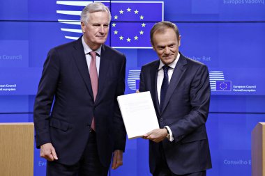Avrupa Birliği'nde Brexit geri çekilme anlaşması taslağı teslim 
