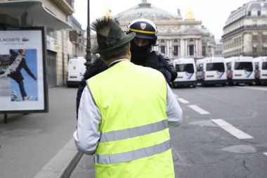 Paris'te Sarı Yelekler Protesto, Fransa