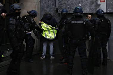 Paris'te Sarı Yelekler Protesto, Fransa