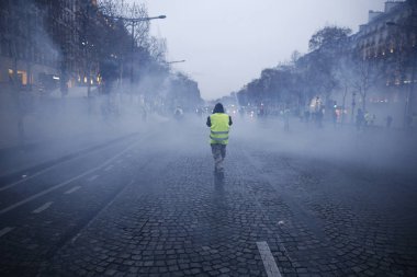 Paris'te Sarı Yelekler Protesto, Fransa