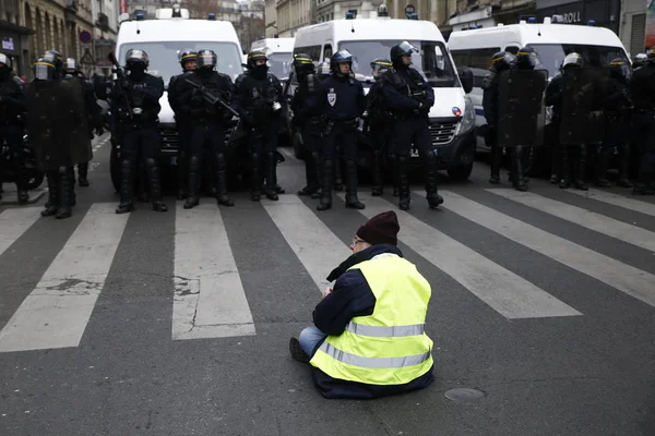 Protesta de chalecos amarillos en París, Francia —  Fotos de Stock