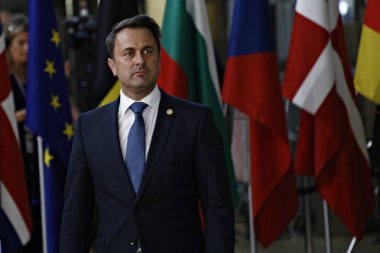 Brüksel, Belçika. 17. Eki 2018 . Lüksemburg Başbakanı Xavier Bettel Avrupa Birliği liderleriyle görüşmek üzere geldi.