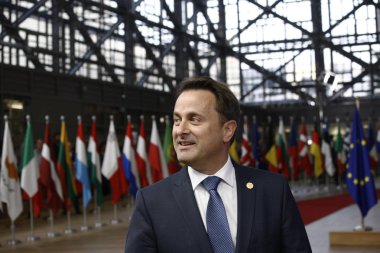 Brüksel, Belçika. 17. Eki 2018 . Lüksemburg Başbakanı Xavier Bettel Avrupa Birliği liderleriyle görüşmek üzere geldi.