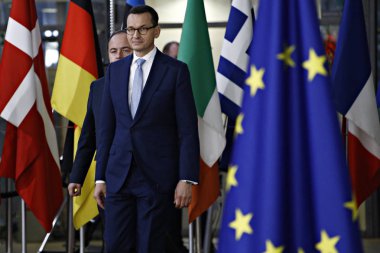 Brüksel, Belçika. 17. Eki 2018 . Polonya Başbakanı Mateusz Morawiecki Avrupa Birliği liderleriyle bir toplantı için geldi.