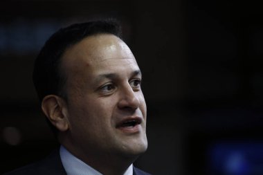 Brüksel, Belçika. 17. Eki 2018 . İrlanda Başbakanları Leo Varadkar Avrupa Birliği liderleriyle bir toplantı için geldi.