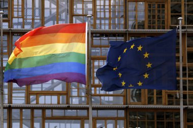Avrupa Birliği bayrağı ve Lgbt gurur bayrağı, Brüksel