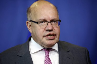 AB Komiseri Maros Sefcoviç ve Federal Maliye Bakanı P