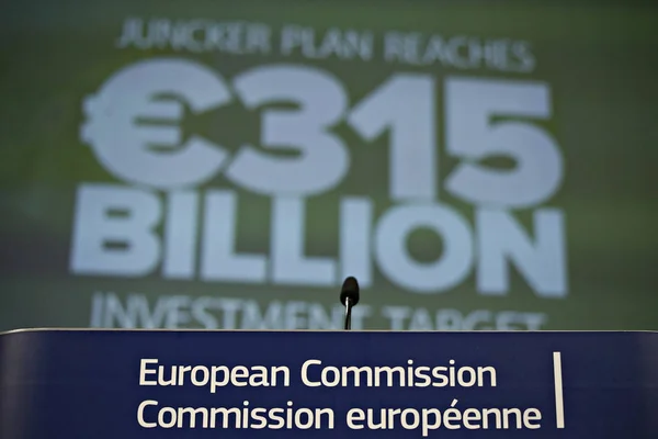 Press conference by EC President Jean-Claude JUNCKER and Preside — Stock Photo, Image