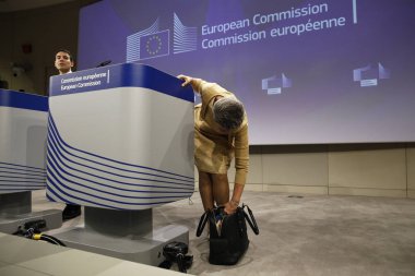 Komisyon Üyesi Margrethe Vestager tarafından Luxembour basın toplantısı