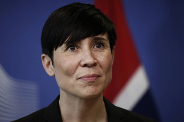 Brüksel,Belçika 20 Mart 2018. AB Dış Politika Yüksek Temsilcisi Federica Mogherini ve Norveç Savunma Bakanı Ine Marie Eriksen Soreide, Filistin için Uluslararası bağış grubunun yıllık bahar toplantısı öncesinde bir basın toplantısı düzenlediler.