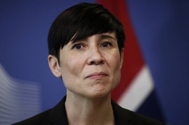 Brüksel,Belçika 20 Mart 2018. AB Dış Politika Yüksek Temsilcisi Federica Mogherini ve Norveç Savunma Bakanı Ine Marie Eriksen Soreide, Filistin için Uluslararası bağış grubunun yıllık bahar toplantısı öncesinde bir basın toplantısı düzenlediler.