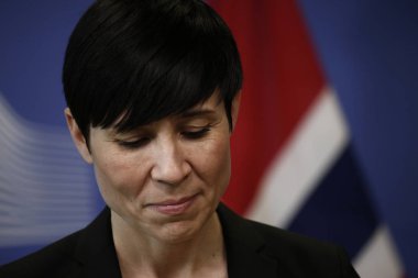 Brüksel,Belçika 20 Mart 2018. AB Dış Politika Yüksek Temsilcisi Federica Mogherini ve Norveç Savunma Bakanı Ine Marie Eriksen Soreide, Filistin için Uluslararası bağış grubunun yıllık bahar toplantısı öncesinde bir basın toplantısı düzenlediler.