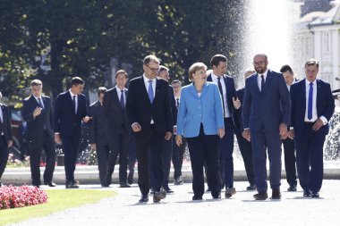 Aile fotoğrafı - 28 devlet başkanı veya gove gayri resmi toplantı