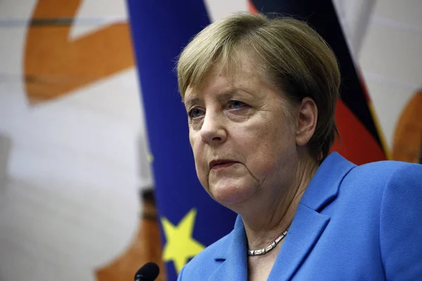 Pressekonferenzen nach dem informellen Treffen der 28 Staats- und Regierungschefs — Stockfoto