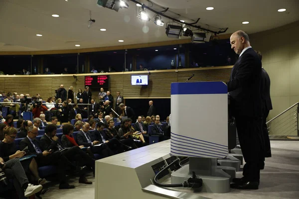 Conferencia de prensa de los Comisarios de la UE sobre el paquete semestral de otoño — Foto de Stock