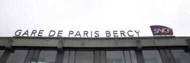 Paris,Fransa Mar. 22,2018. Gare de Bercy tren istasyonu Fransız Sncf demiryolu işçileri tarafından ülke çapında grev sırasında