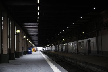Paris,Fransa Mar. 22,2018.Fransız Sncf demiryolu işçileri tarafından ülke çapında bir grev sırasında Gare de Lyon tren istasyonunda bir platform
