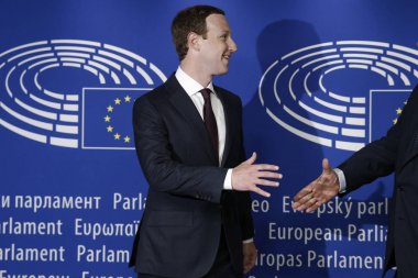 Facebook Ceo'su Mark Zuckerberg, Brüksel