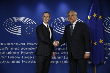 Facebook Ceo'su Mark Zuckerberg, Brüksel